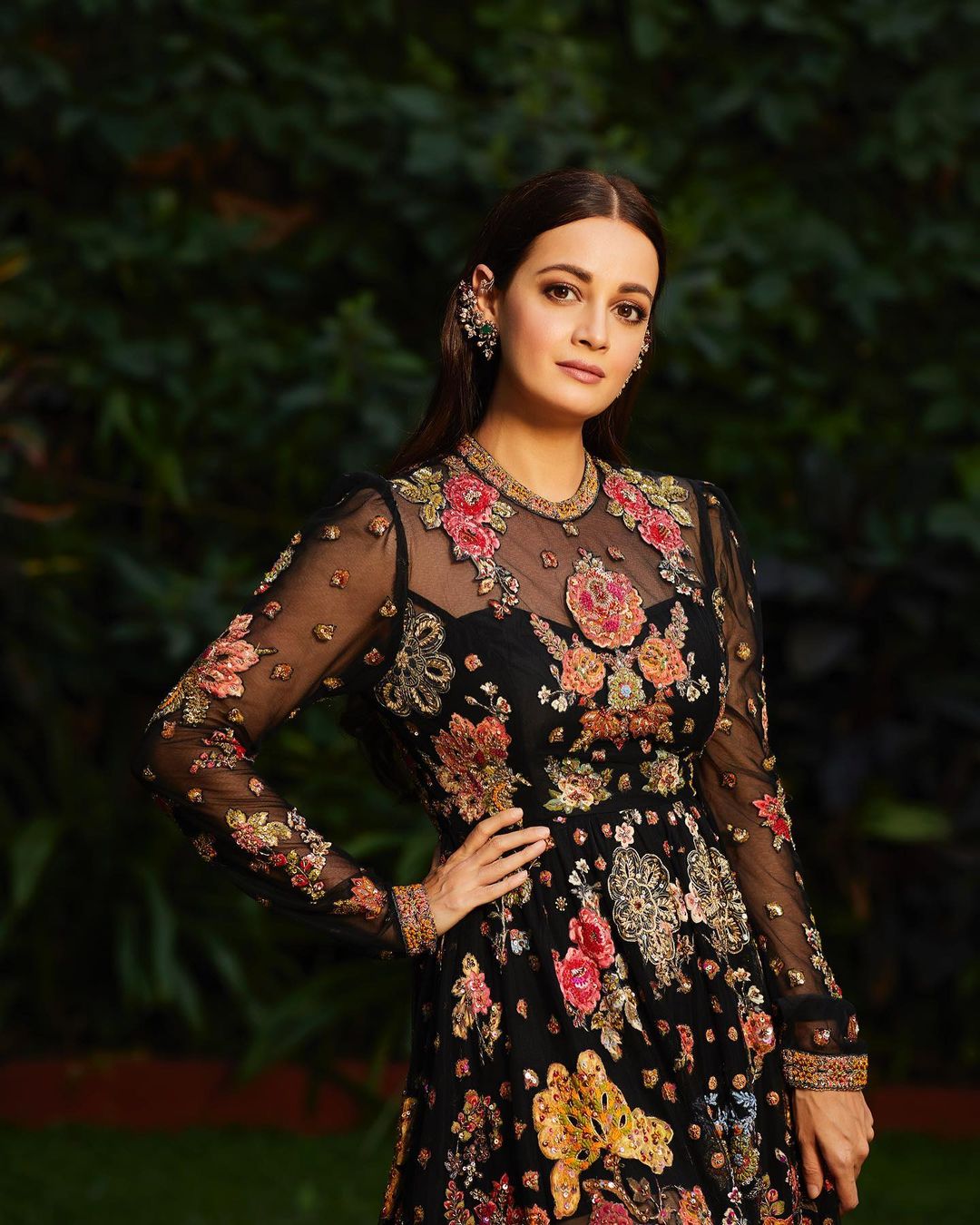 dia-mirza-s-floral-gown-memerising-looks