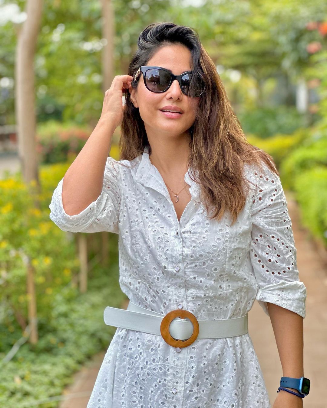 hina-khan-glamours-still-in-white-shirt-summer-fashion