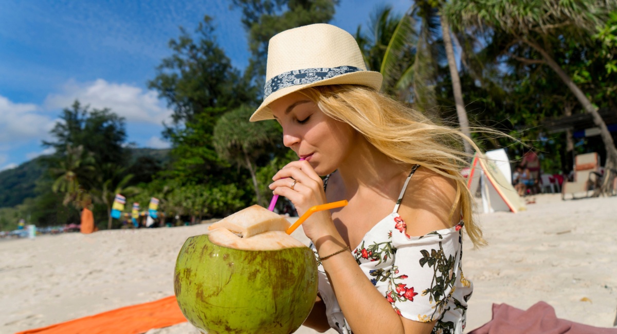 do-you-know-when-is-it-a-good-time-to-drink-coconut-water