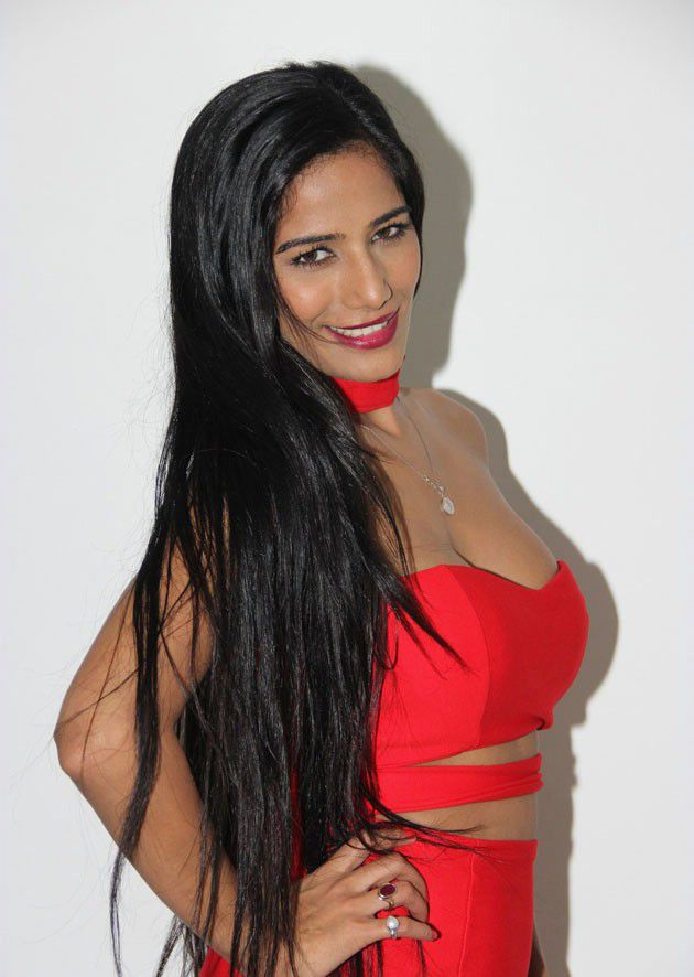 poonam-pandey-will-police-arrest-actress-on-her-death-fake-news