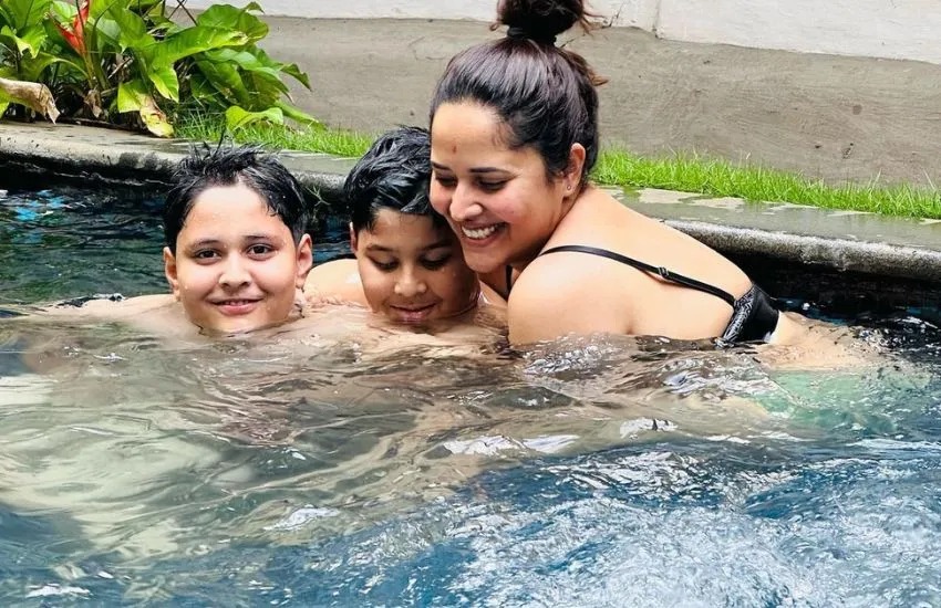 Anasuya : my son did not like my dressing anchor shocking comments 