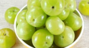 eat amla before meals to control suger levels know the health benefits 