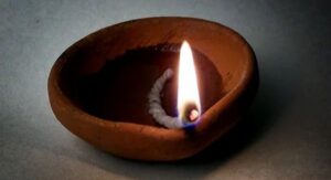 Friday remedies light lamp at these 5 places for goddess lakshmi know details