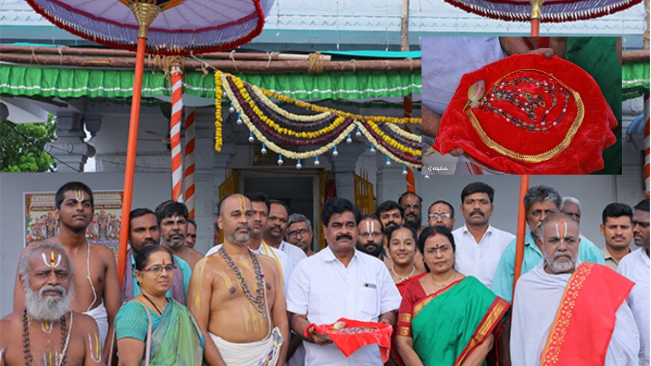 Tirumala Tirupati gold ornaments worth rs.33 lakhs offered to the diety know details