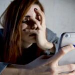 Smart Phone: నిద్రలేవగానే ఫోన్ చూస్తున్నారా? ఇది తెలిస్తే అస్సలు ముట్టుకోరు?