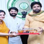 AP NEWS: మోదీ మెచ్చిన ఫ్యామిలీ.. ఇప్పుడు జ‌న‌సేన‌లోకి..!