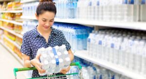 Water Bottle: వాటర్ బాటిల్ కొంటున్నారా? ఈ తప్పులు అస్సలు చేయొద్దు